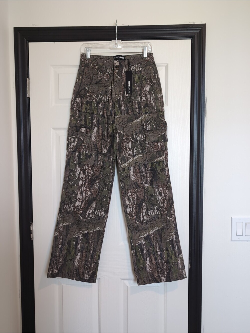 Size 5 Tall NWT fashion nova camo wide cargo leg jeans